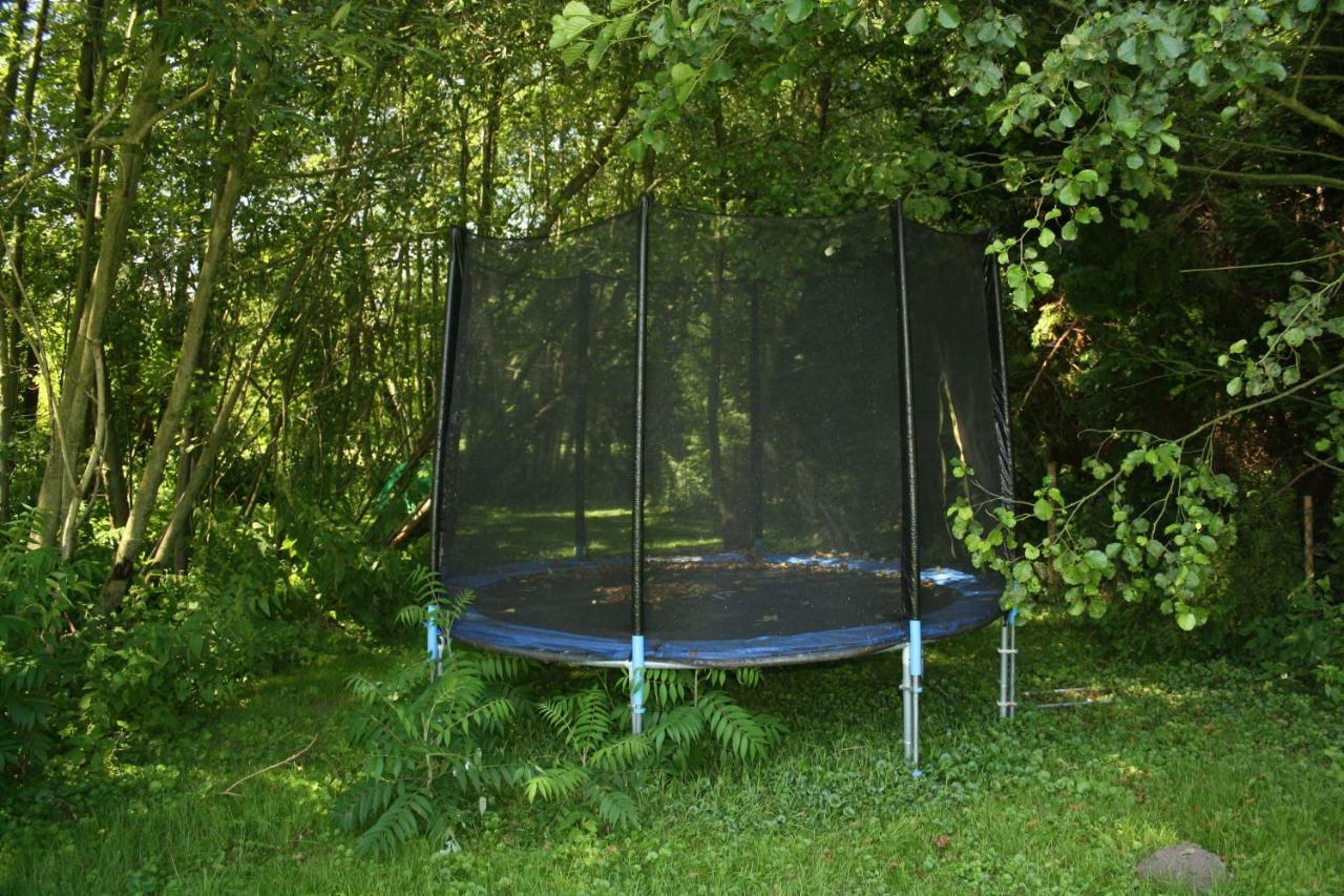 Gaestezimmer Sommer Locktow Exterior foto
